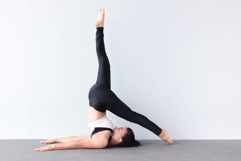 8 Yoga Poses To Build Upper Body Strength